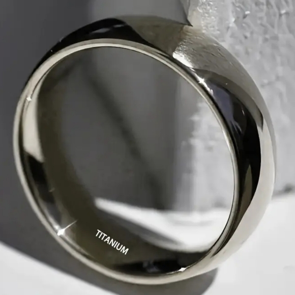 Titanium 18K White Gold-Plated men's 6mm ring - Picture 1 of 7